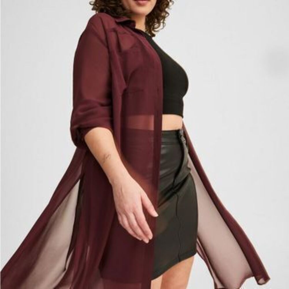NWT Torrid Sheer Long Sleeve Button-Front Shirt in Wine Size 3 (22-24)